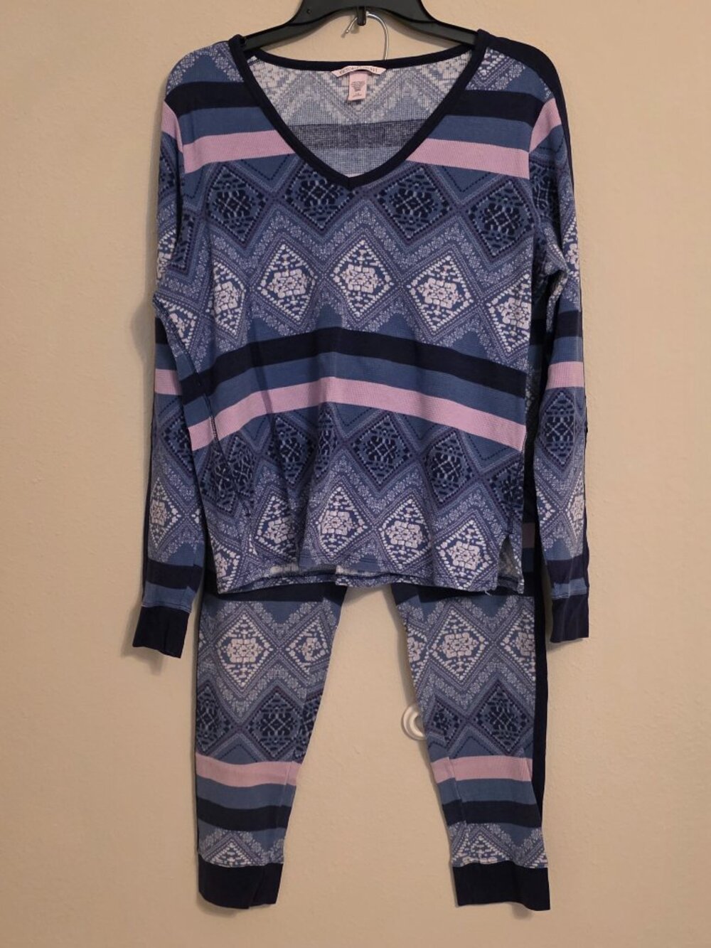 Victoria's Secret 2 Piece Lounge Set Size L